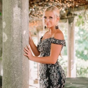 Meet your Posher, Lily